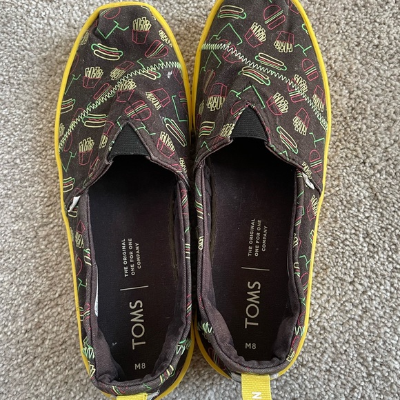 Tom’s GITD AOP Slip Ons - Picture 3 of 5